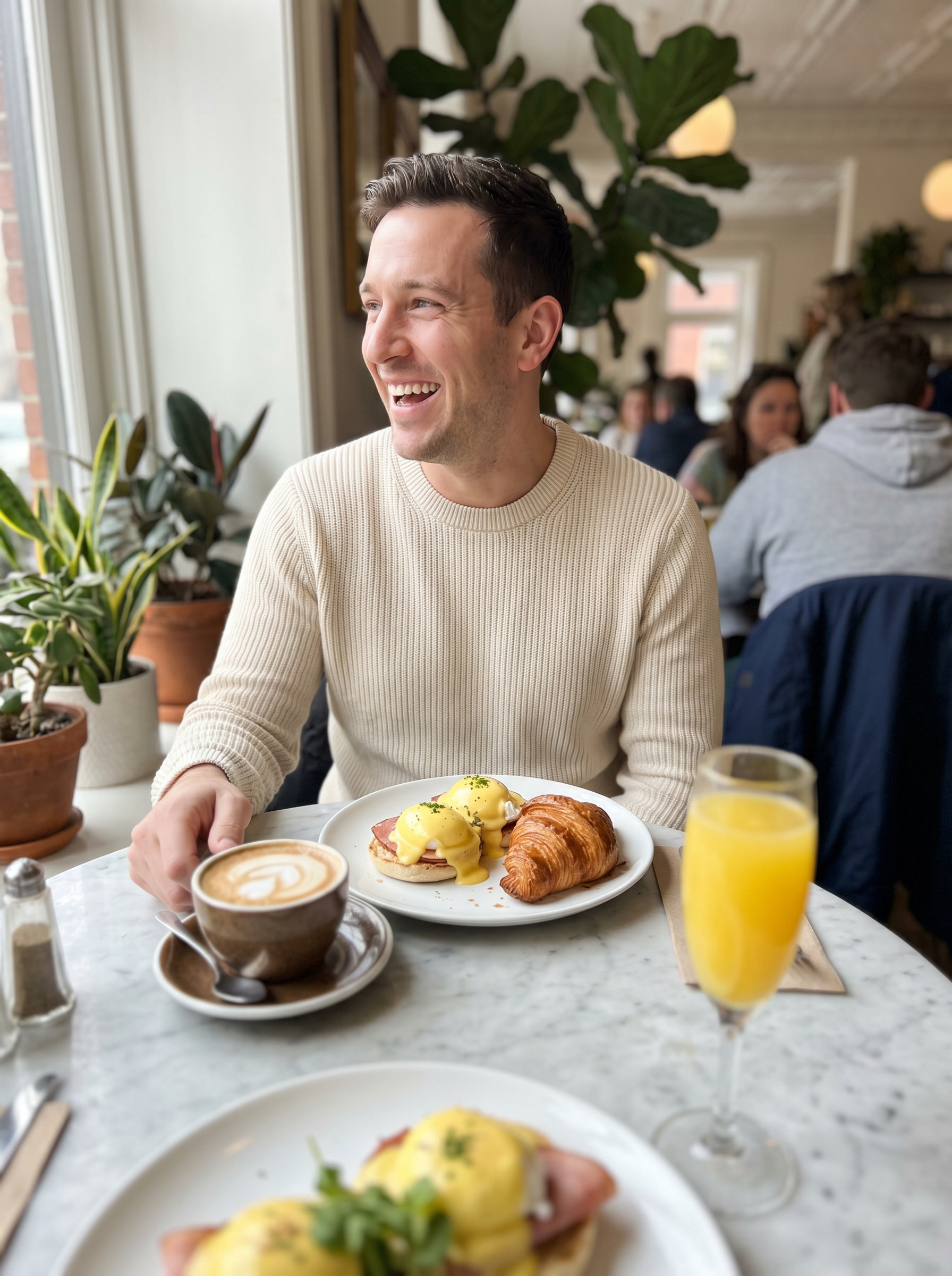 Lifestyle creator brunch photo